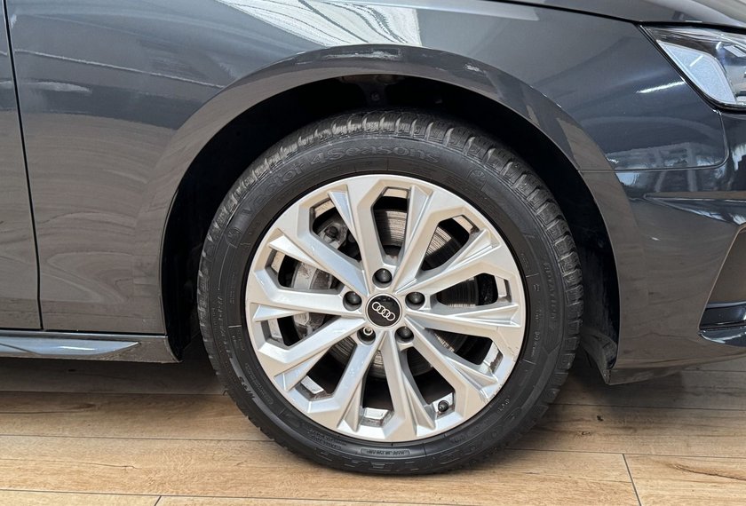 Audi A4 A4 40 2.0 TDI Avant Advanced S-Tronic Kamera/Nav