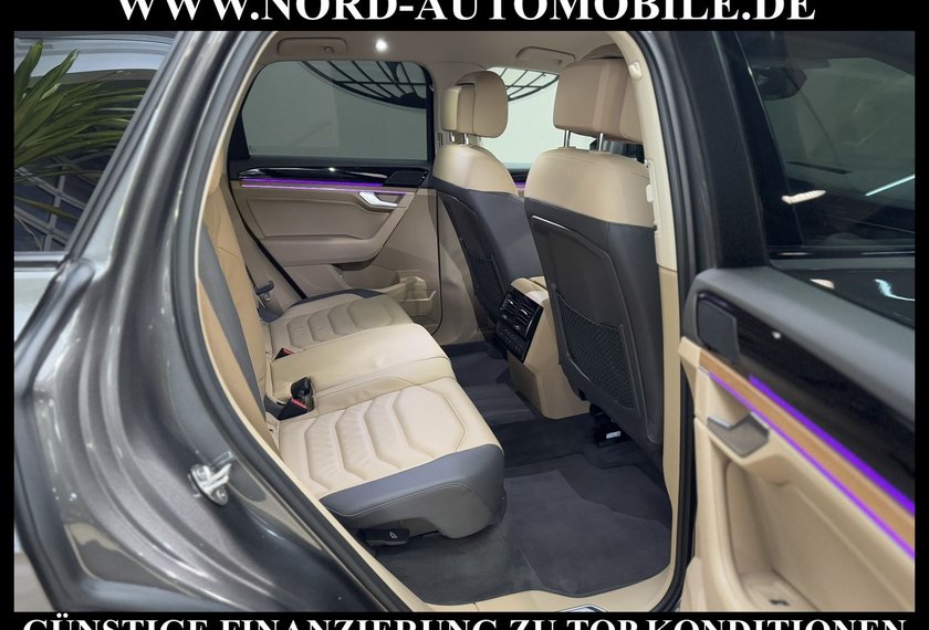 Volkswagen Touareg Touareg 3.0 TDI R-Line Black Style AHK/Luft/21''
