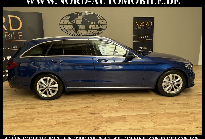 Mercedes-Benz C 300 C 300 d T Avantgarde Distro+*Wide*AHK*Kam*Comand