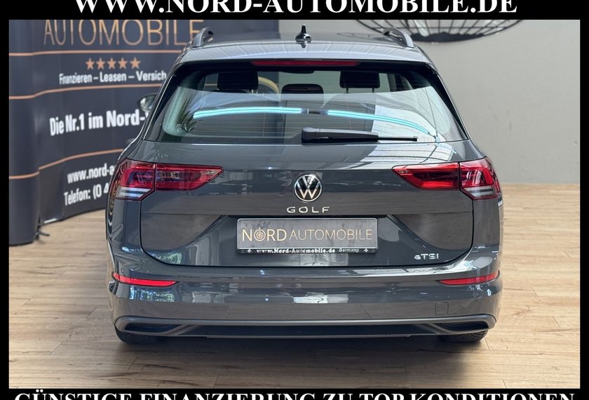 Volkswagen Golf Golf VIII Variant 1.5 eTSI Life DSG AHK/Navi/LED