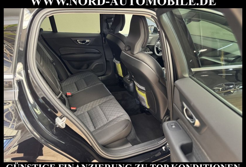 Volvo V60 V60 Kombi B3 Core *NAVI*LED*4xSHZ*UPE:53