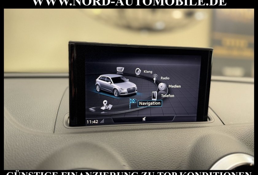 Audi A3 A3 30 Sportback S-Line 1.0 TFSI AHK*18&apos;&apos;*LED*Nav