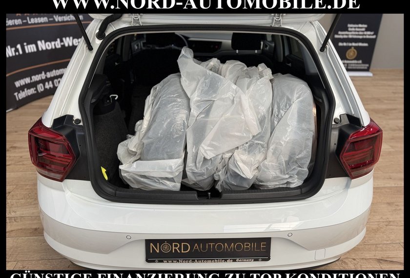 Volkswagen Polo Polo Comfortline 1.0 TSI Navigation/Klima/15/