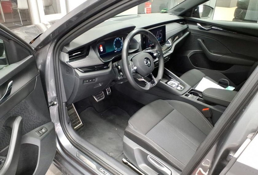 Skoda Octavia Octavia Limo 4x4  Sportline 2.0 TDI DSG StHz/19