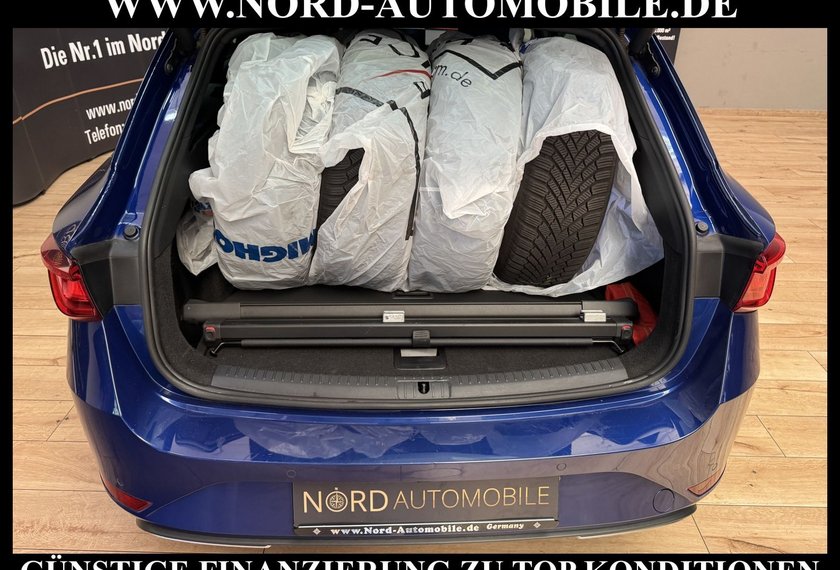 Seat Leon Leon Sportstourer 2.0 TDI DSG FR *LED*AHK*PANO*