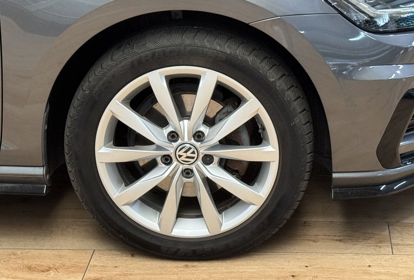 Volkswagen Golf Golf Limo 2.0 TDI DSG R-Line Dig.Cockpit*Navi*