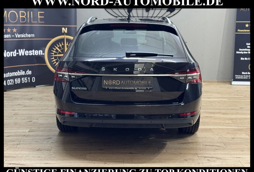 Skoda Superb Superb Combi Style 2.0 TDI DSG Pano/AHK/Kamera/