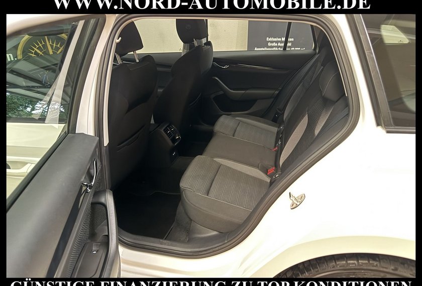 Skoda Octavia Octavia Combi Ambition 2.0 TDI Navi/LED/ACC/PDC