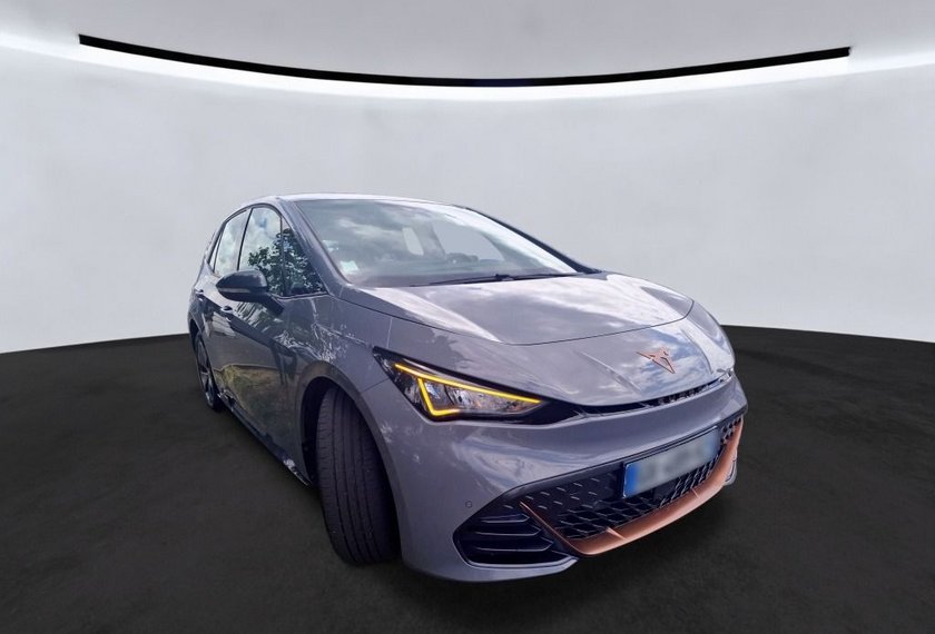 Cupra Born Born 150KW Automatik Kamera/ACC/18