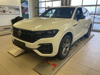 Volkswagen Touareg Touareg  3.0 TDI R-Line Black Style AHK/Matrix