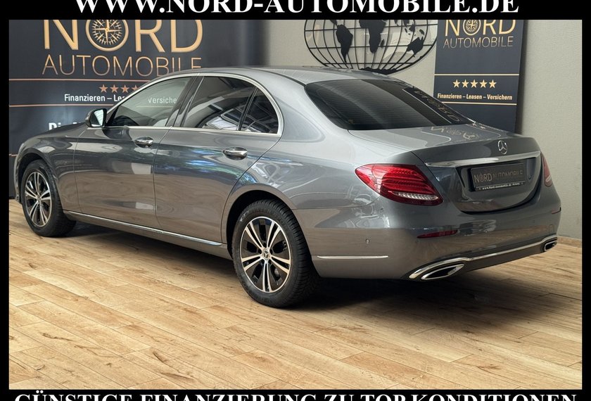Mercedes-Benz E 220 E 220 d Lim. Exclusive *Distro+*Comand*360°*LED*