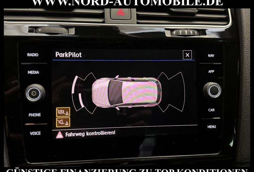 Volkswagen Golf Golf Limo 2.0 TDI DSG R-Line Dig.Cockpit*Navi*