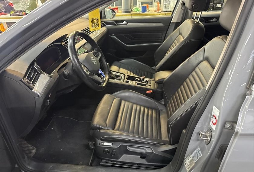 Volkswagen Passat Variant Passat Variant GTE 1.4 TSI Hybrid DSG AHK