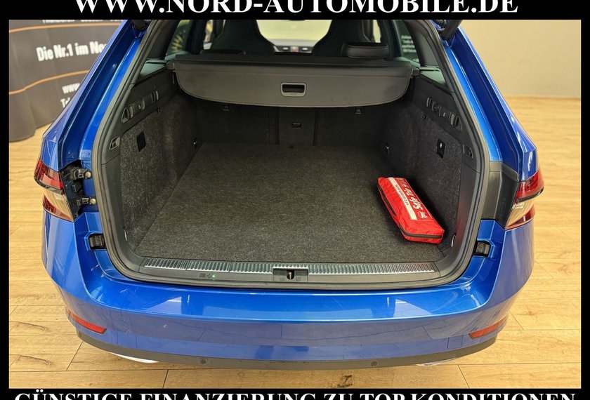 Skoda Superb Superb iV Combi Sportline 1.4 TSI DSG AHK/19/