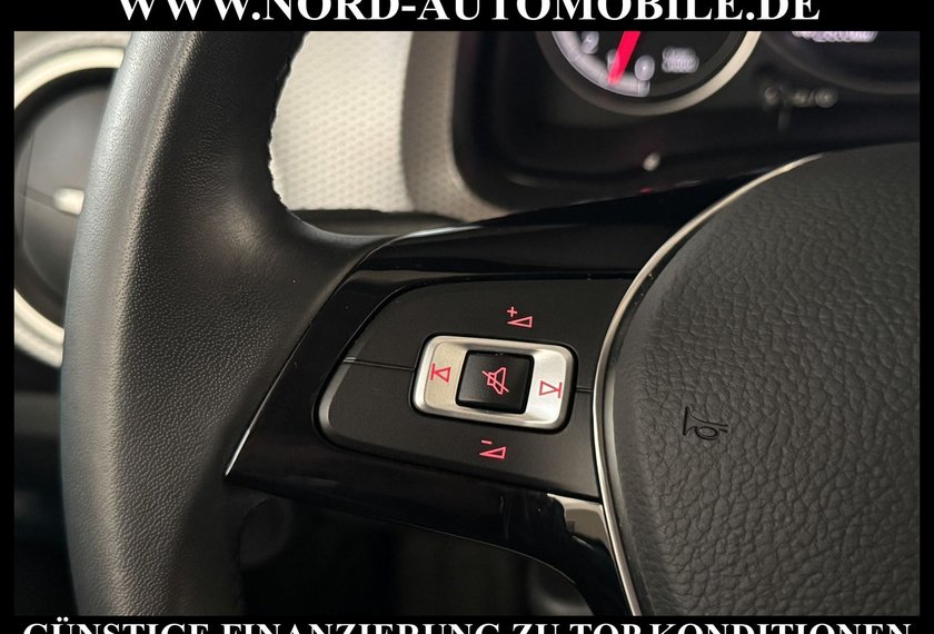 Volkswagen up! up! move up! ACTIVE 1.0 MPI 4 Türen Klima/15