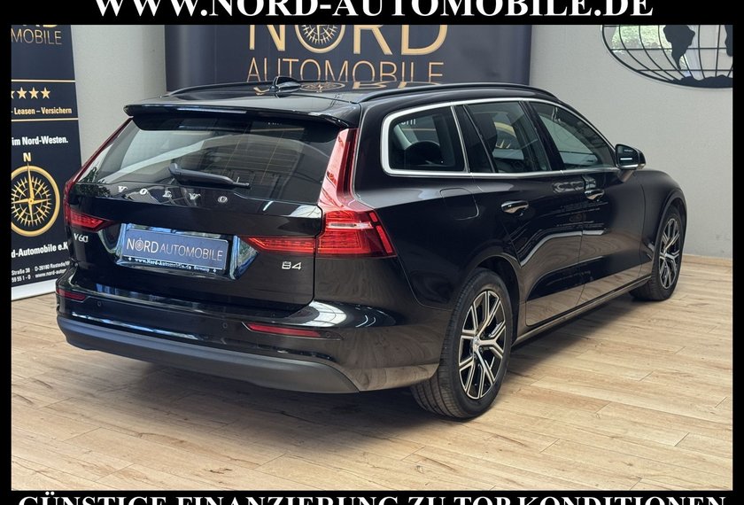 Volvo V60 V60 Kombi B4 D CORE *AHK*NAVI*LED*4xSHZ*UPE:57