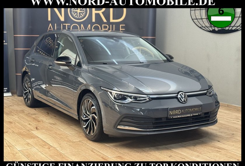 Volkswagen Golf Golf VIII 1.5 TSI Active Kamera/ACC/Navi/LED/17