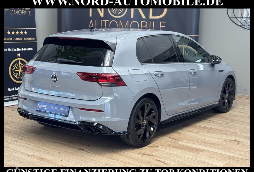 Volkswagen Golf Golf 1.5 eTSI DSG R-Line Black Style Kamera/18/