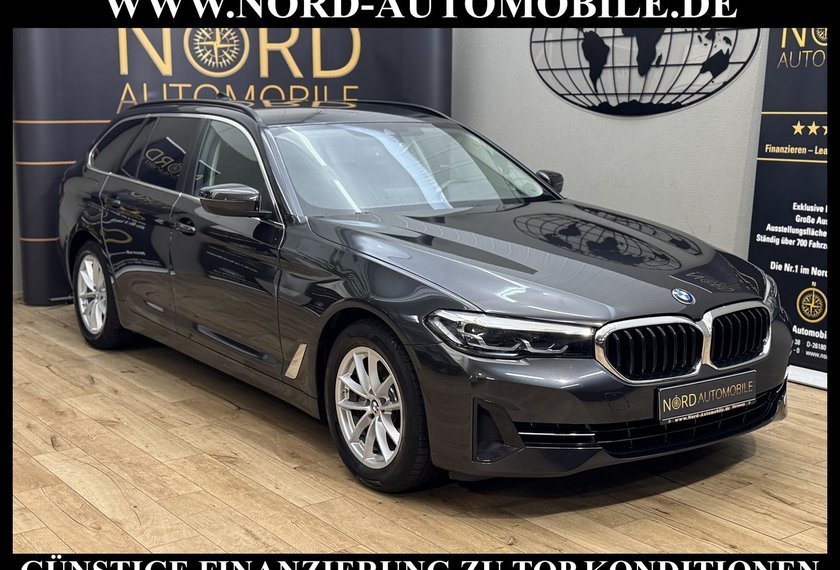 BMW 520 520 d Touring xDrive *LED*AHK*Luft*ParkAss*Leder