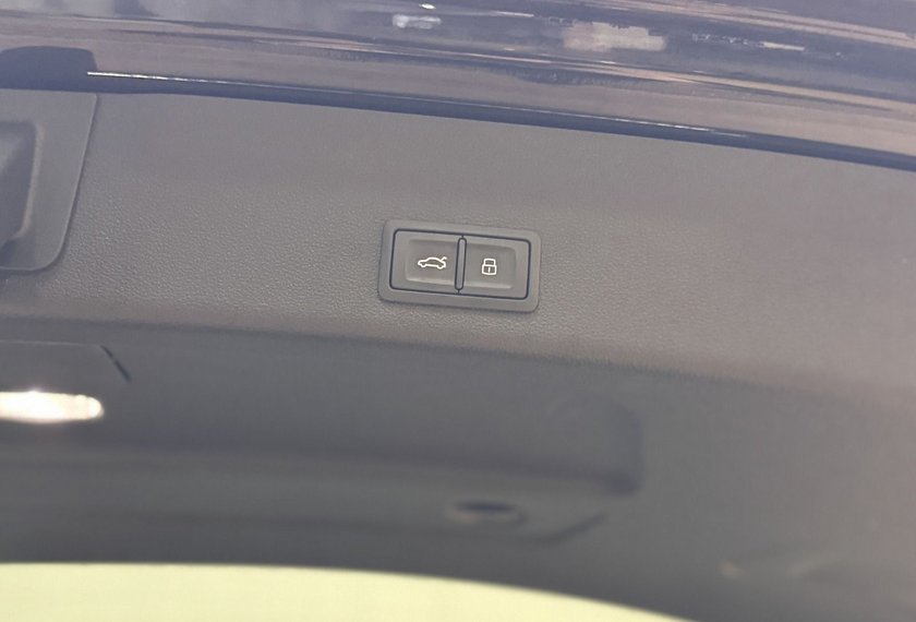 Audi A6 A6 Avant Design 2.0 45TFSI Leder/Kamera/Side&amp;Lan