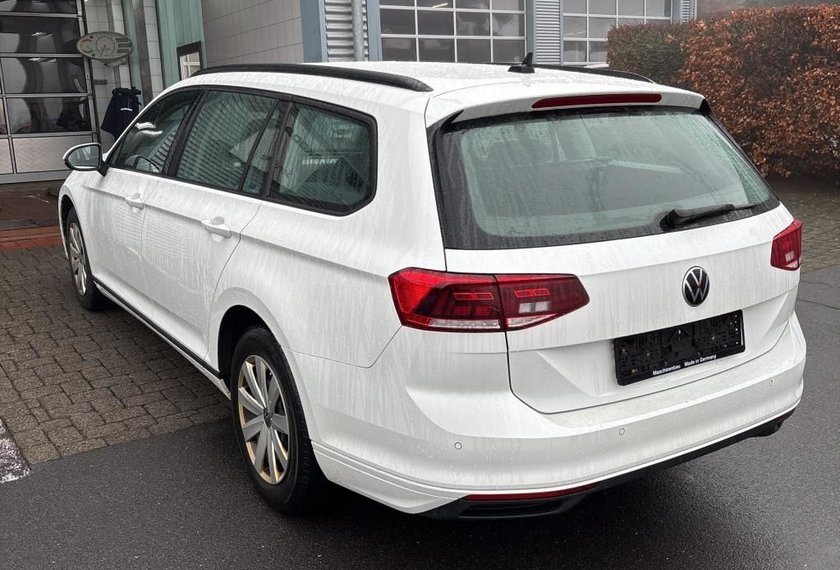 Volkswagen Passat Variant Passat Variant Conceptline 2.0 TDI Kamera/Navi/