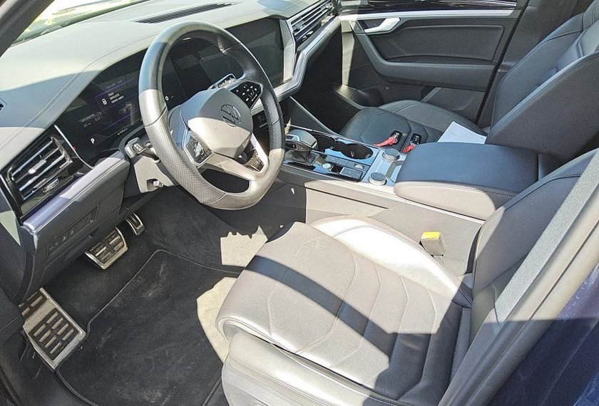 Volkswagen Touareg Touareg R-Line 4MOT 3.0 TDI Luft/Allradlenk/AHK/