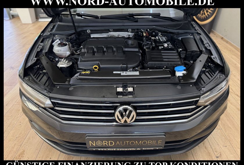 Volkswagen Passat Variant Passat Variant 1.6 TDI DSG Navi/LED/ACC