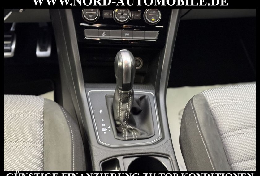 Volkswagen Touran Touran R-Line 1.5 TSI DSG AHK/Dig.Cockpit/17/LED