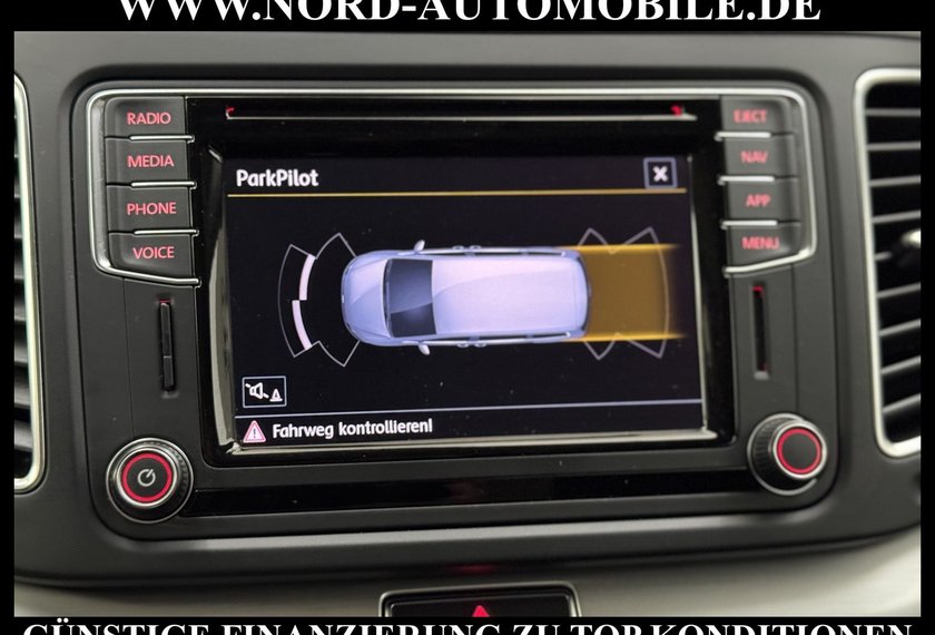 Volkswagen Sharan Sharan Comfortline 2.0 TDI DSG 7-Sitzer/Navi/Xen