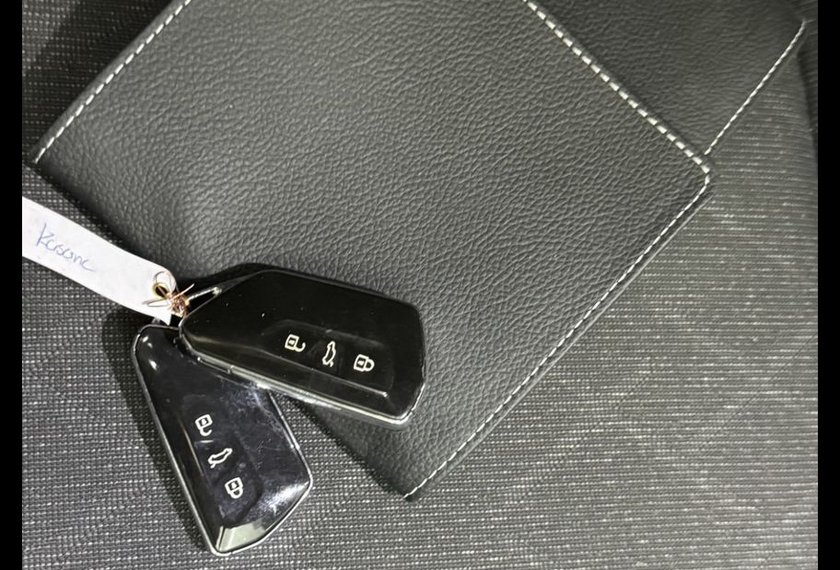 Volkswagen Golf Golf Variant Life 2.0 TDI DSG LED/AHK/Dig.Cockpi