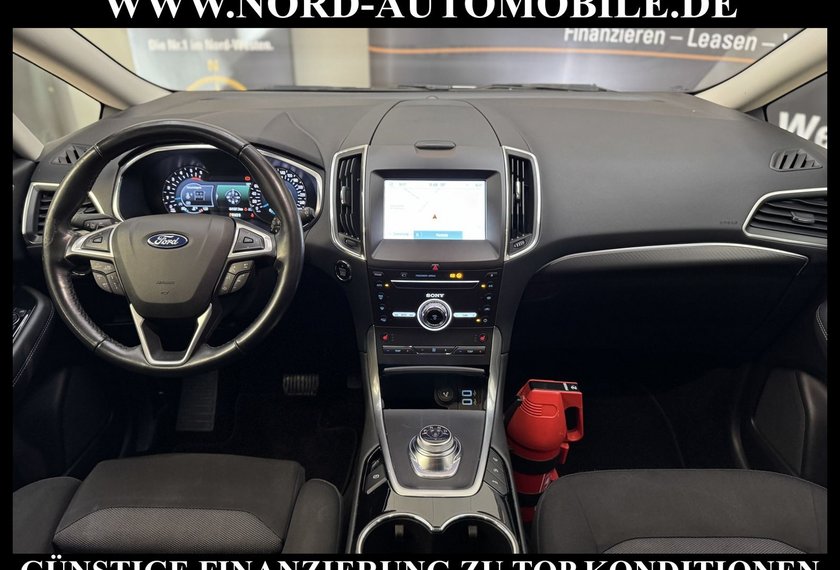 Ford S-Max S-Max 2.0 EcoBlue Titanium LED*AHK*ACC*190PS*KAM