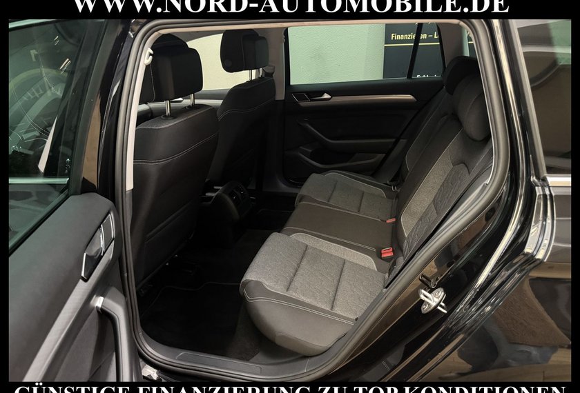 Volkswagen Passat Variant Passat Variant Business 1.5 TSI DSG AHK/Navi/LED