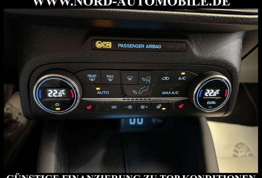 Ford Focus Focus Turnier ST *190PS*19ZOLL*LED*NAV*KAM