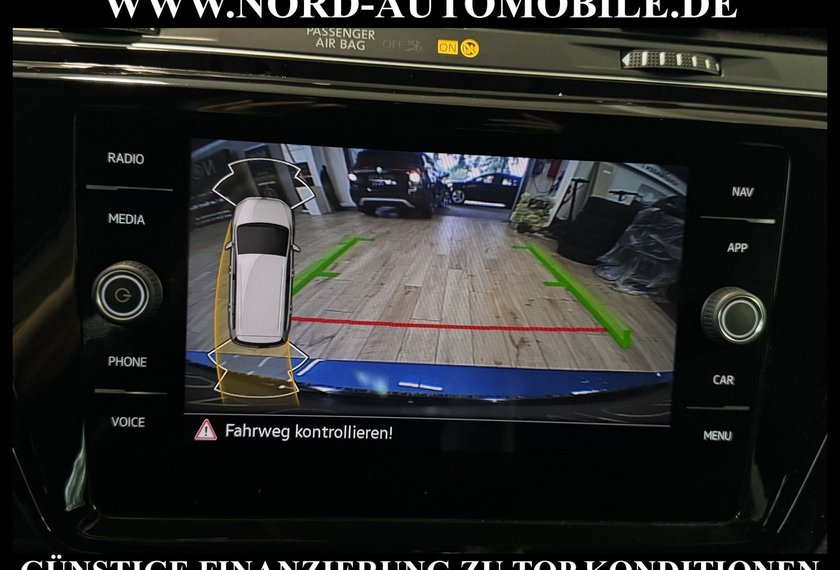 Volkswagen Touran Touran R-Line 2.0 TDI DSG Kamera/AHK/17