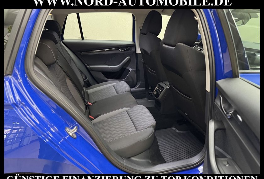 Skoda Octavia Octavia Combi Ambition 2.0 TDI LED/PDC/16''