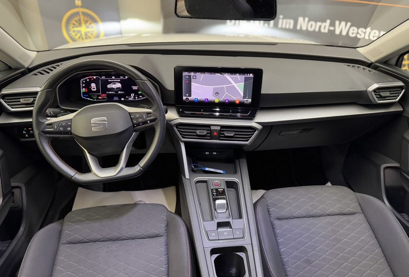 Seat Leon Leon FR e-HYBRID DSG Navi*LED*PDC*17''*