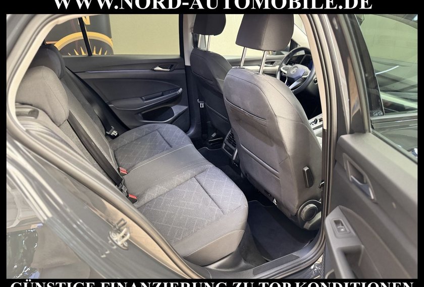 Volkswagen Golf Golf Life 2.0 TDI DSG Navi/LED/AHK/PDC/ACC