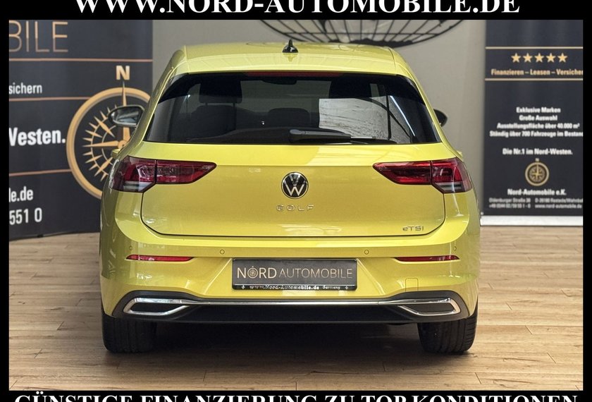 Volkswagen Golf Golf Style 1.5 eTSI DSG Kamera/Navi/LED/17