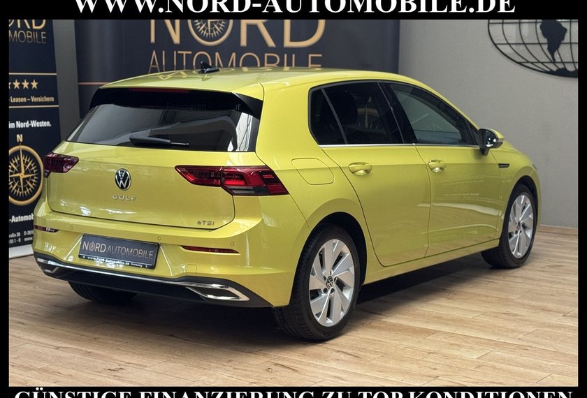 Volkswagen Golf Golf Style 1.5 eTSI DSG Kamera/Navi/LED/17