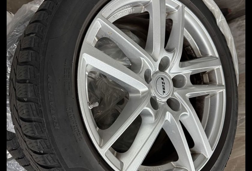 BMW 330 330 e touring Advantage*xDrive*AHK*LED*ACC*UPE63