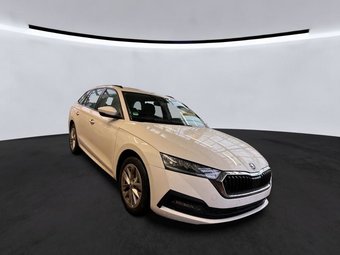 Skoda Octavia Octavia iV Combi Ambition 1.4TSI DSG Navi/LED/