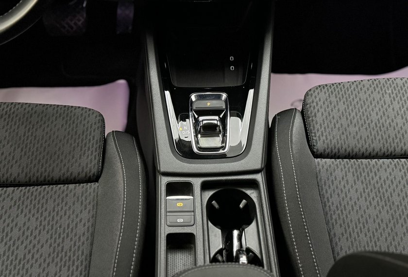 Skoda Octavia Octavia Combi Clever 1.0 TSI e DSG LED*Navi*17''