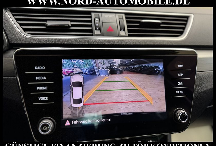 Skoda Superb Superb 2.0 TDI DSG Limo Leder/Navi/Xen/Kamera Pr