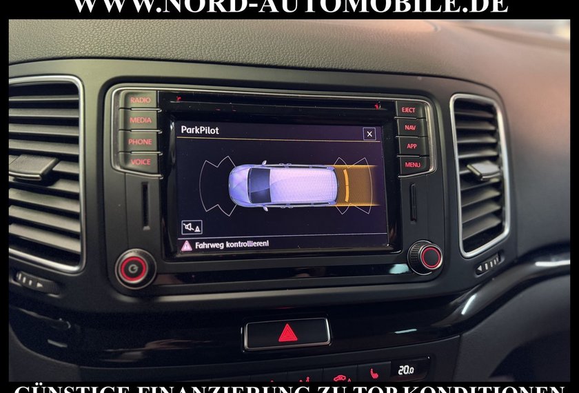 Volkswagen Sharan Sharan Highline 1.4 TSI DSG 7-Sitzer/Leder/AHK/
