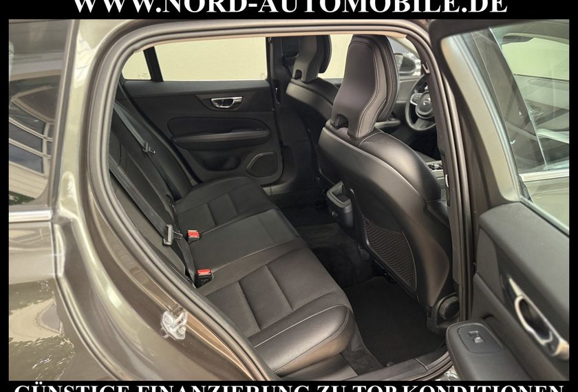 Volvo V60 V60 Kombi D3 Momentum Pro *LED*Navi*AHK*Kamera*