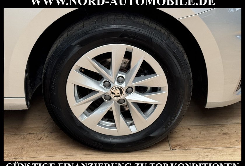Skoda Fabia Fabia Ambition 1.0 MPI LED/Klima/Spurhalte/PDC