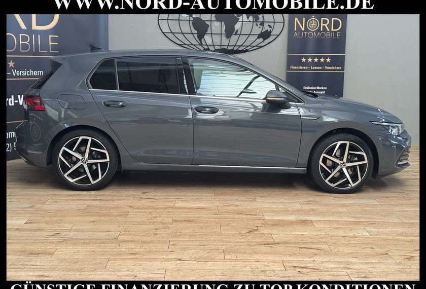 Volkswagen Golf Golf Style 2.0 TSI DSG Navi/LED/18/PDC