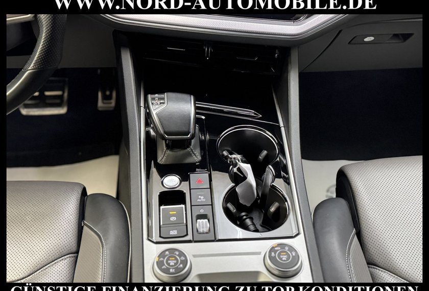 Volkswagen Touareg Touareg R-Line Black Style 4Mot 3.0 TDI 22/LUFT/