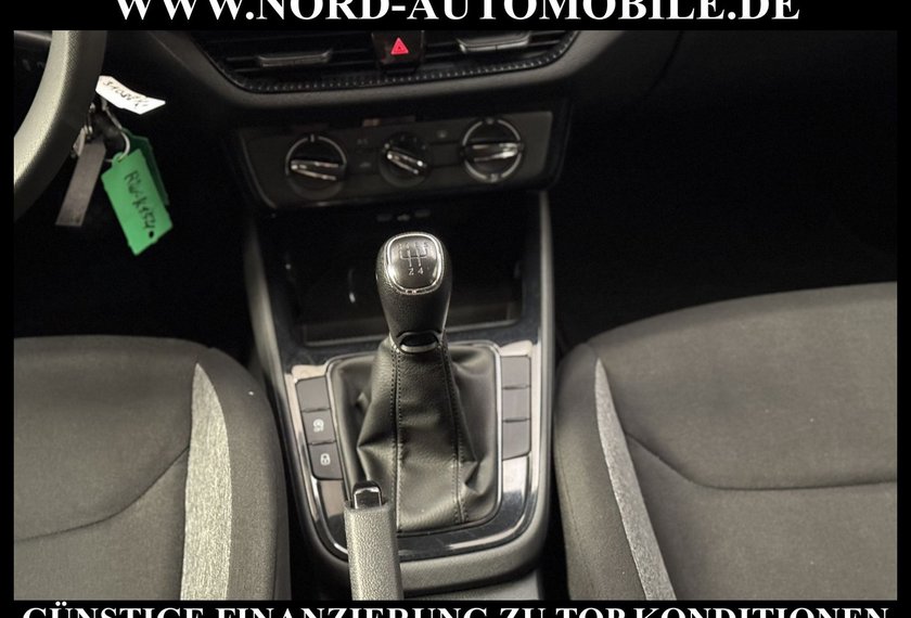 Skoda Fabia Fabia 1.0 MPI Essence LED/PDC/Klima