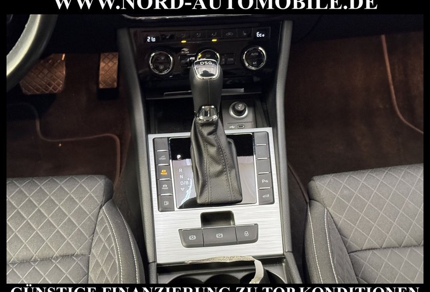 Skoda Superb Superb iV Combi Ambition 1.4TSI DSG AHK/Virt.Coc